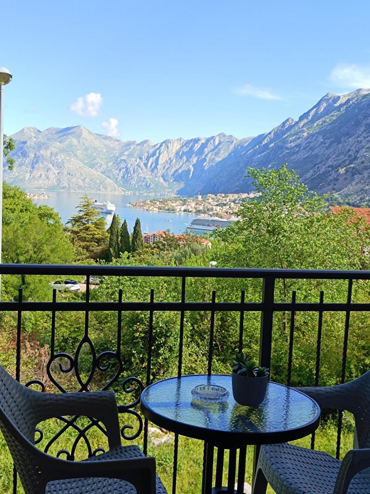 Radgost Kotor Apartments Extérieur photo