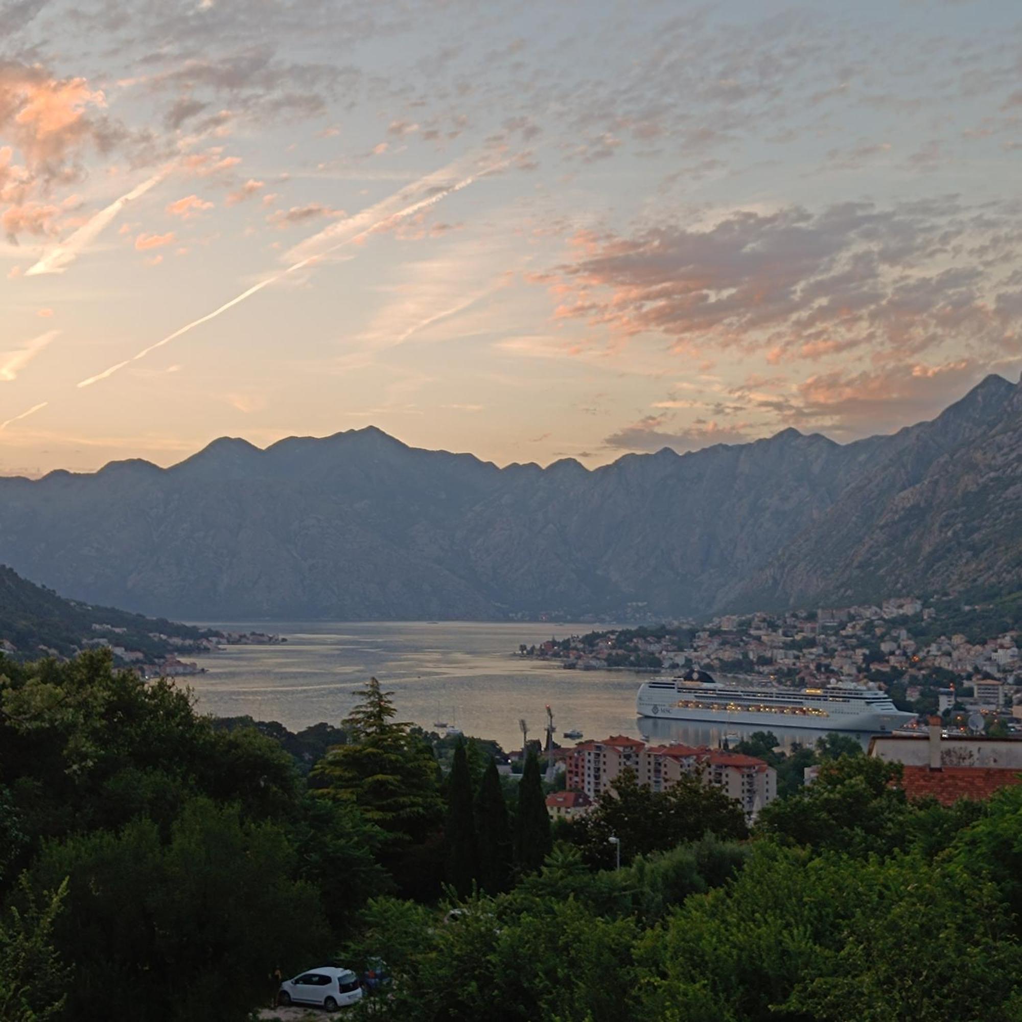 Radgost Kotor Apartments Extérieur photo