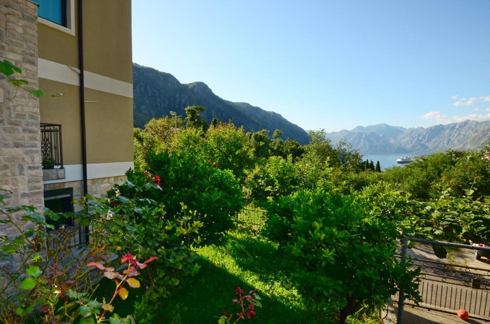Radgost Kotor Apartments Extérieur photo